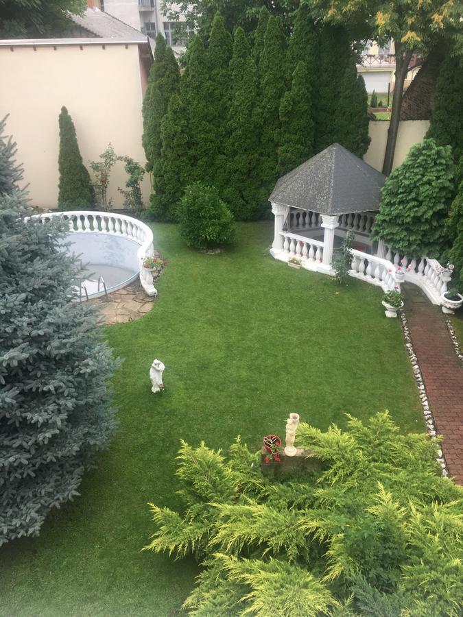 セゲドAdam Apartmanhazアパートメント エクステリア 写真